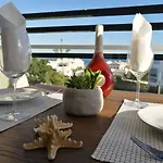 Sea View 3 Apartamento