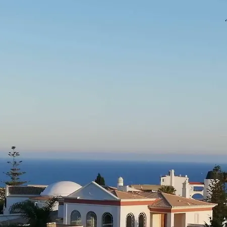Sea View 3 *